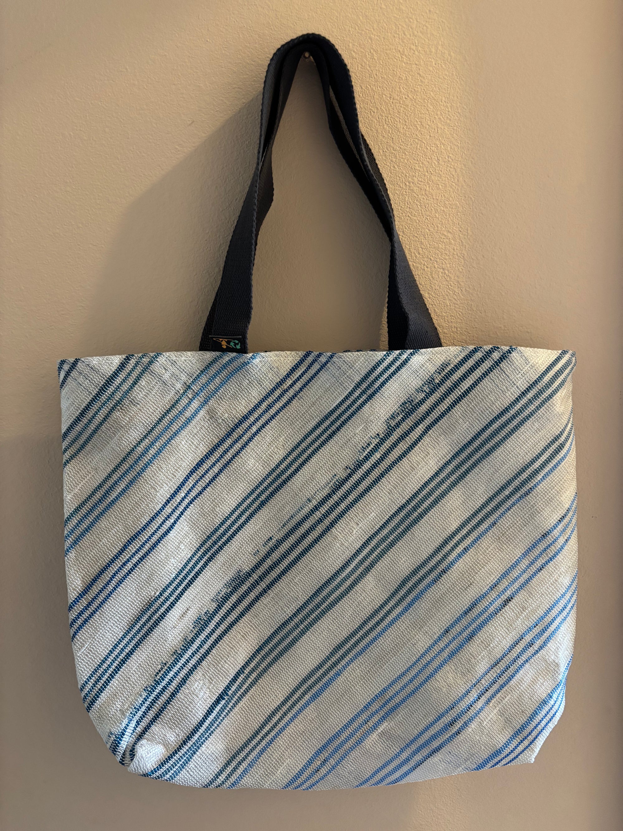 Upcycled Handwoven Beach Bag 003